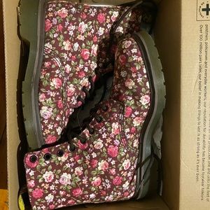 Floral Dr. Martens